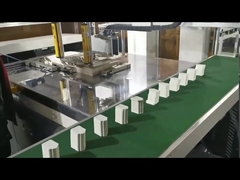 Máquina de Fazer Caixas Rígidas Cosméticas 22PCS/Min 70 Bar Corte e Vinco