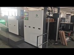 5500PCS/H Máquina de revestimento UV de manchas de livro para adesivos