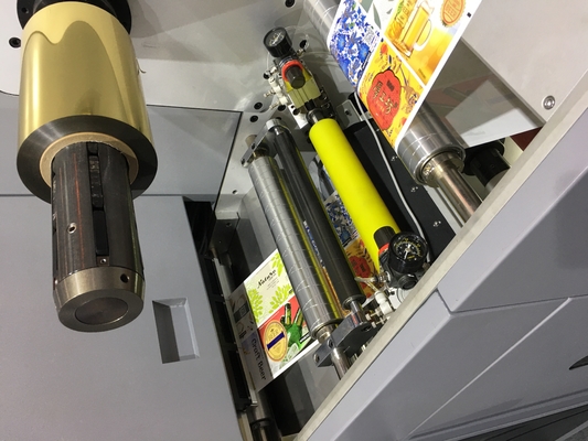 Máquina do realce do efeito da etiqueta de Digitas da imprensa do cargo para carimbar e envernizar