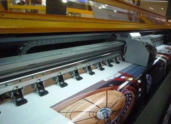 Impressora de sublimação de tintura de alta resolução Roll To Roll de matéria têxtil