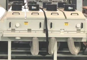 Máquina de vitrificação de lustro do verniz UV automático para o cartão