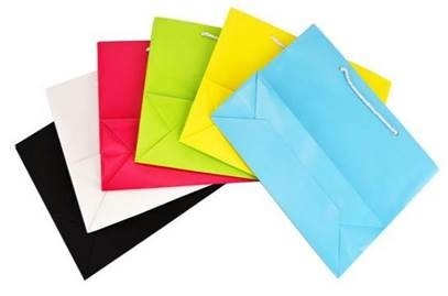 Parte inferior quadrada da máquina do saco de papel da única folha com cartão superior