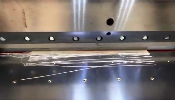 Máquina de corte de papel para materiais finos como o plástico, filme, couro