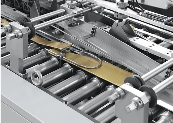 Rolo automático à máquina de papel da cartonagem do rolo