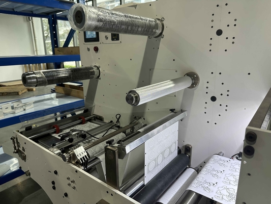 Máquina digital inteligente para cortar e rebobinar etiquetas rolo a rolo
