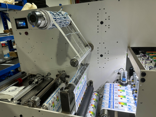 máquina cortando da etiqueta de 6m/Minute Digitas para os materiais de embalagem de papel