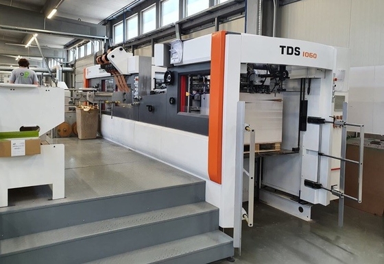Máquina automática de corte por estampação de folhas de papel com Ecoographix de descolamento