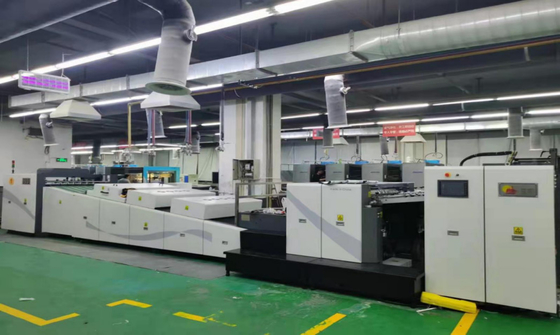 Máquina de verniz de revestimento de papel UV totalmente automática