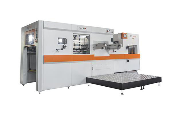 Máquina automática de estampagem e corte de folhas 800X580MM 7000s/h