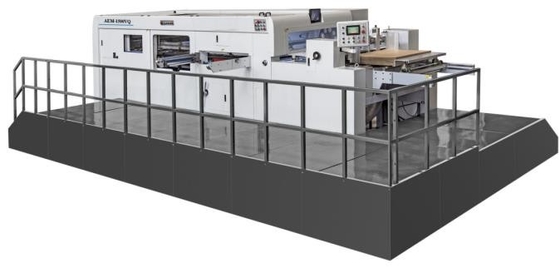 Máquina para estampar e cortar folhas de papel de 1500 mm