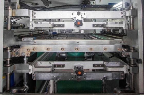 Máquina de corte de papelão totalmente automática com máquina de corte de papelão