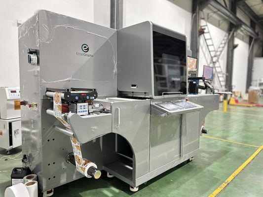 Máquina de embelezamento digital de rótulos com velocidade máxima de 60 m/min. Resolução 360*360 dpi e espessura da camada de verniz de 10 a 150 micro