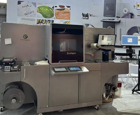Carimbo UV do verniz e da folha de With da impressora de Digitas do Inkjet dos enfeites da etiqueta