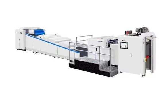 Máquina de vernizamento UV de alta velocidade com 9500 folhas/hora, tamanho máximo da folha 730x1060mm e correia transportadora de teflon para processamento de papel