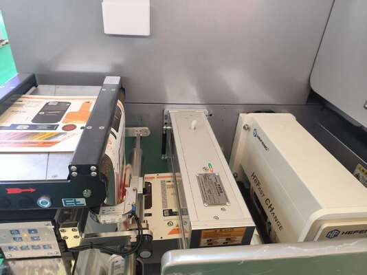 Máquina de estampação de papel de papel de rolo digital de etiquetas de vinho