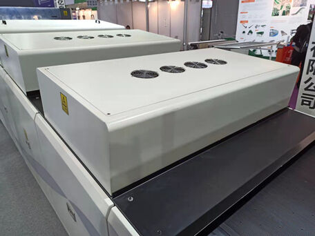 9500 sph A1 Máquina de Vernizamento de Pontos UV com Tamanho Máximo de Folha 720x1060mm e Espessura 80-500gsm