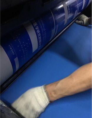 Cobertura de borracha da impressão deslocada de 3 dobras com camada compressível da pilha próxima
