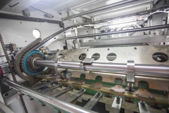 folha automática de 800x580mm que carimba a máquina cortando com descascamento