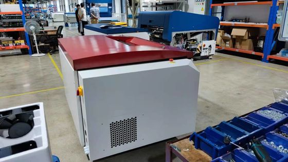 A máquina de fatura de placa térmica de 800 x de 690mm CTP para a impressão deslocada Prepress