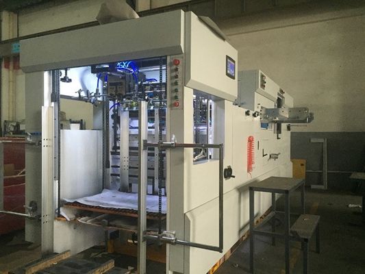 Pare não a alimentação que de papel o leito automático morre cortador