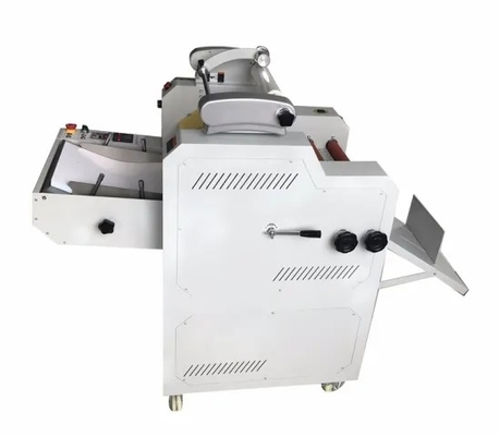 Laminador de flauta automático 25m/min 3900W com cortador de aparar