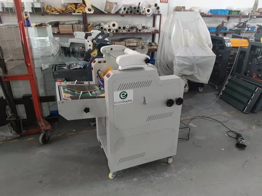 Máquina laminadora de flauta para aquecimento por infravermelho de escritório 5 m/min